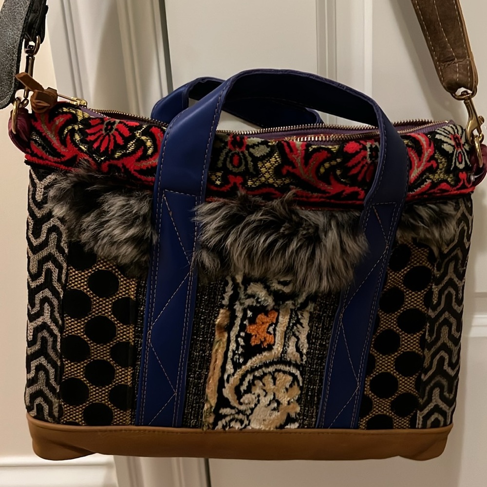 Boho Patterned Crossbody Tote Bag in Multicolor - Picture 2 of 6